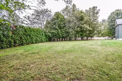 5 Lane Ave, Bedford, MA 01730 - Photo 25