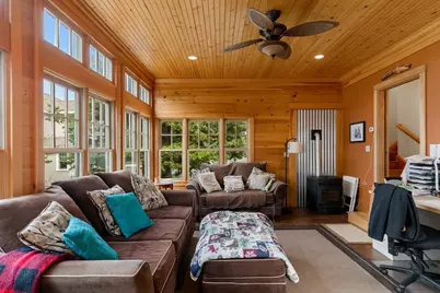 18 Holly St, Gloucester, MA 01930 - Photo 3