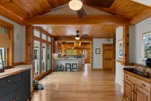 18 Holly St, Gloucester, MA 01930 - Photo 9
