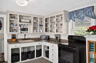 20 Liberty St, Sandwich, MA 02563 - Photo 13