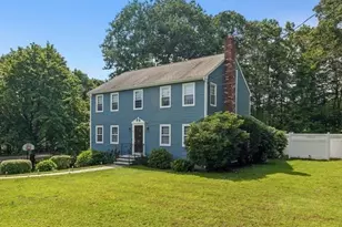 4 Blueberry Ln, Norfolk, MA 02056 - Photo 1
