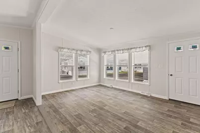 1540 Broadway #18, Raynham, MA 02767 - Photo 5
