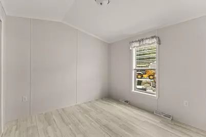 1540 Broadway #20, Raynham, MA 02767 - Photo 7