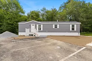 1540 Broadway, Raynham, MA 02767 - Photo 1