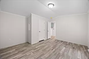 1540 Broadway, Raynham, MA 02767 - Photo 11