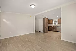 1540 Broadway, Raynham, MA 02767 - Photo 5