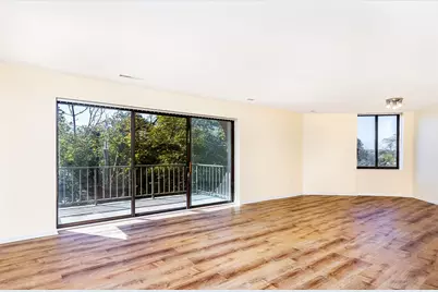 1004 Paradise Rd #2M, Swampscott, MA 01907 - Photo 7