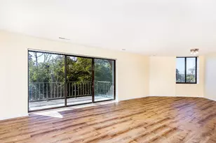 1004 Paradise Rd, Swampscott, MA 01907 - Photo 7