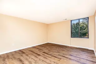 1004 Paradise Rd, Swampscott, MA 01907 - Photo 13