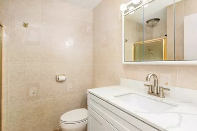1004 Paradise Rd #2M, Swampscott, MA 01907 - Photo 19
