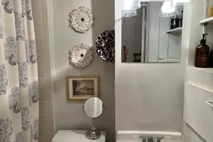 41 Revere St, Boston, MA 02114 - Photo 9