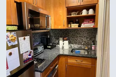 41 Revere St #4, Boston, MA 02114 - Photo 7
