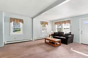 152 Main St, Wilmington, MA 01887 - Photo 5