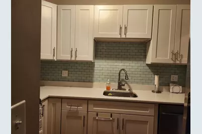 123 Elm St #D11, Quincy, MA 02169 - Photo 5