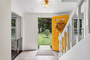 908 Frank Smith Rd, Longmeadow, MA 01106 - Photo 3