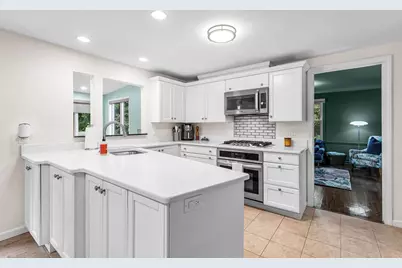 908 Frank Smith Rd, Longmeadow, MA 01106 - Photo 9