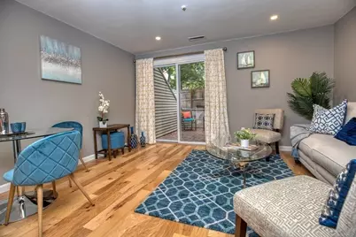 82 Centre St #B, Quincy, MA 02169 - Photo 5