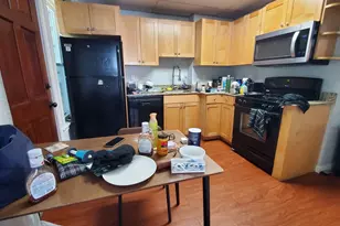 8 7th St, Cambridge, MA 02141 - Photo 1