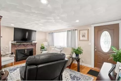 33 Nicholson St, Lynn, MA 01905 - Photo 9