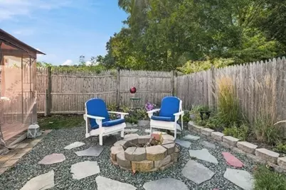 33 Nicholson St, Lynn, MA 01905 - Photo 23