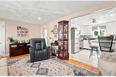 33 Nicholson St, Lynn, MA 01905 - Photo 7