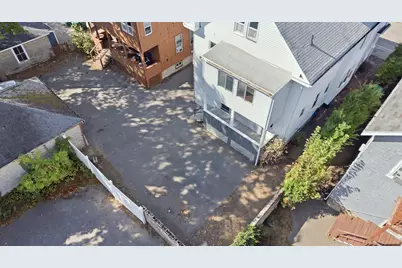 13-15 Carney St, Medford, MA 02155 - Photo 35