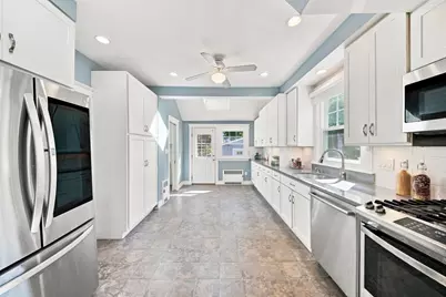 54 Emerson Street, Wakefield, MA 01880 - Photo 11