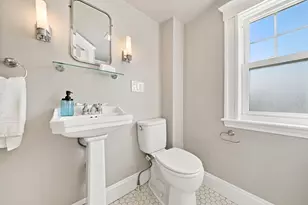 54 Emerson St, Wakefield, MA 01880 - Photo 31