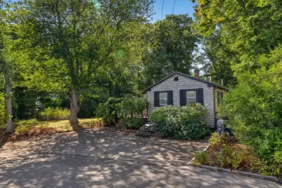 10 Hayward St, Randolph, MA 02368 - Photo 27