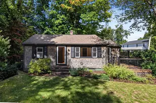 10 Hayward St, Randolph, MA 02368 - Photo 27