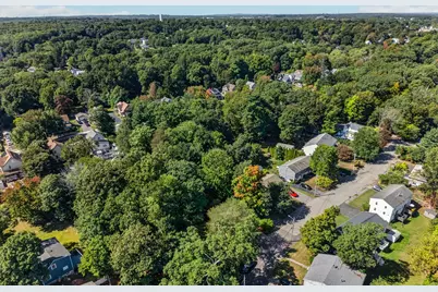 10 Hayward St, Randolph, MA 02368 - Photo 31