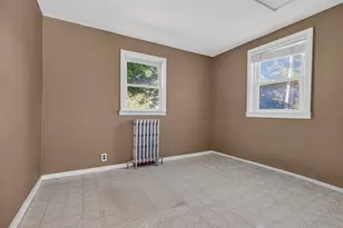 10 Hayward St, Randolph, MA 02368 - Photo 25