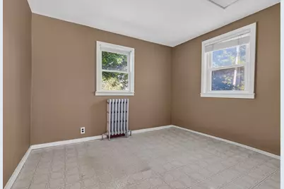 10 Hayward St, Randolph, MA 02368 - Photo 11