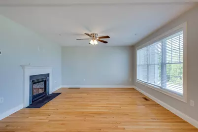 1204 Hazelwood Way #1204, Clinton, MA 01510 - Photo 17