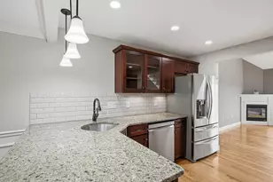 3 Woodbridge Ct, Grafton, MA 01536 - Photo 7