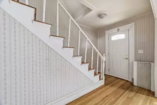 27 Houston Pl, Lynn, MA 01905 - Photo 5