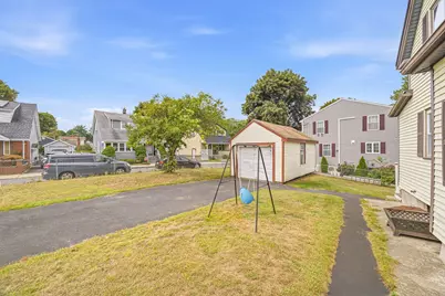 27 Houston Pl, Lynn, MA 01905 - Photo 37