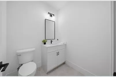 421 East 6th Street #TH4, Boston, MA 02127 - Photo 37