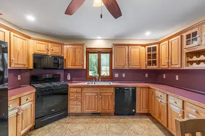 131 Elm Street, Seekonk, MA 02771 - Photo 13