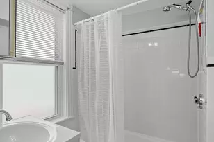 7 Andrew St, Salem, MA 01970 - Photo 13