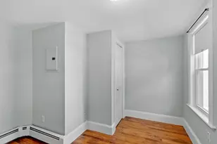 7 Andrew St, Salem, MA 01970 - Photo 25
