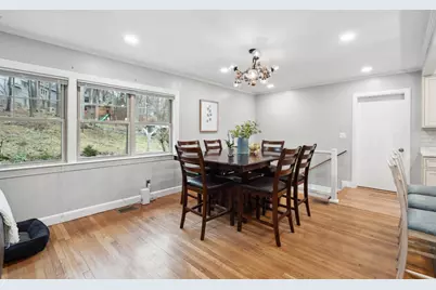235 Forest St, Winchester, MA 01890 - Photo 9