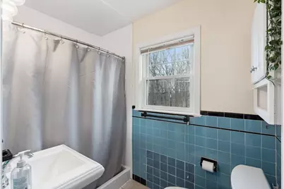 235 Forest St, Winchester, MA 01890 - Photo 15