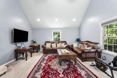 245 Hampstead St, Methuen, MA 01844 - Photo 19