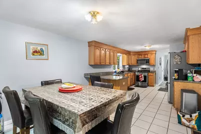 245 Hampstead St, Methuen, MA 01844 - Photo 9