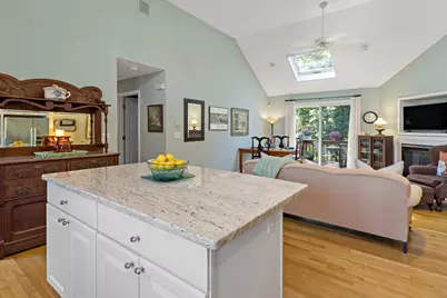 393 North Falmouth Hwy #9, Falmouth, MA 02556 - Photo 9