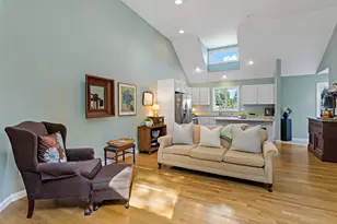 393 N Falmouth Hwy, Falmouth, MA 02556 - Photo 15