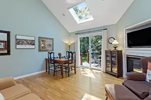 393 N Falmouth Hwy, Falmouth, MA 02556 - Photo 13