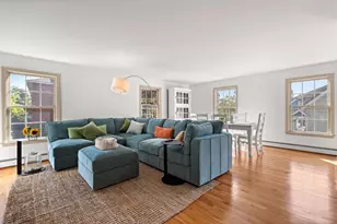 28 Elm St, Manchester by the Sea, MA 01944 - Photo 5