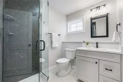 30 Maple St #2, Waltham, MA 02453 - Photo 9
